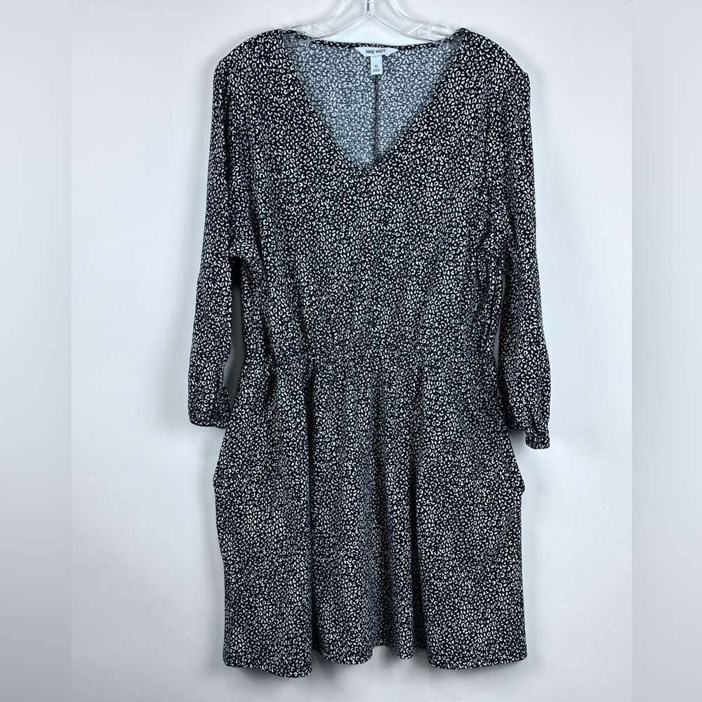 Women's Soft V-Neck Cheetah Print Dress w/ Pockets & Cinched Sleeves